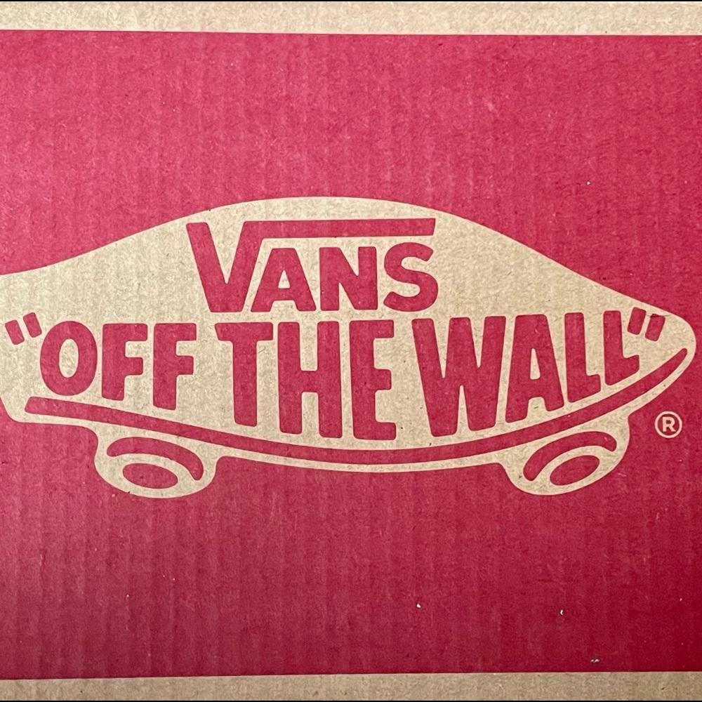 Vans - Picture 7 of 7